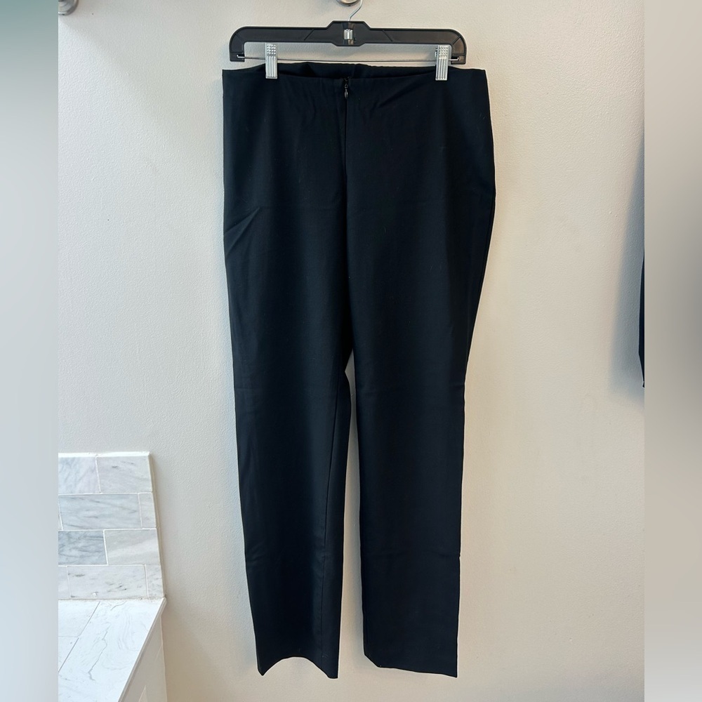 Woman's black size 10 dress work casual pants made by Parallel